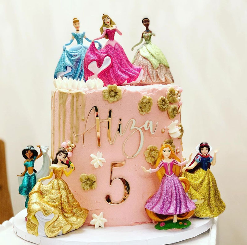 bolo de aniver´sario de princesas da Disney