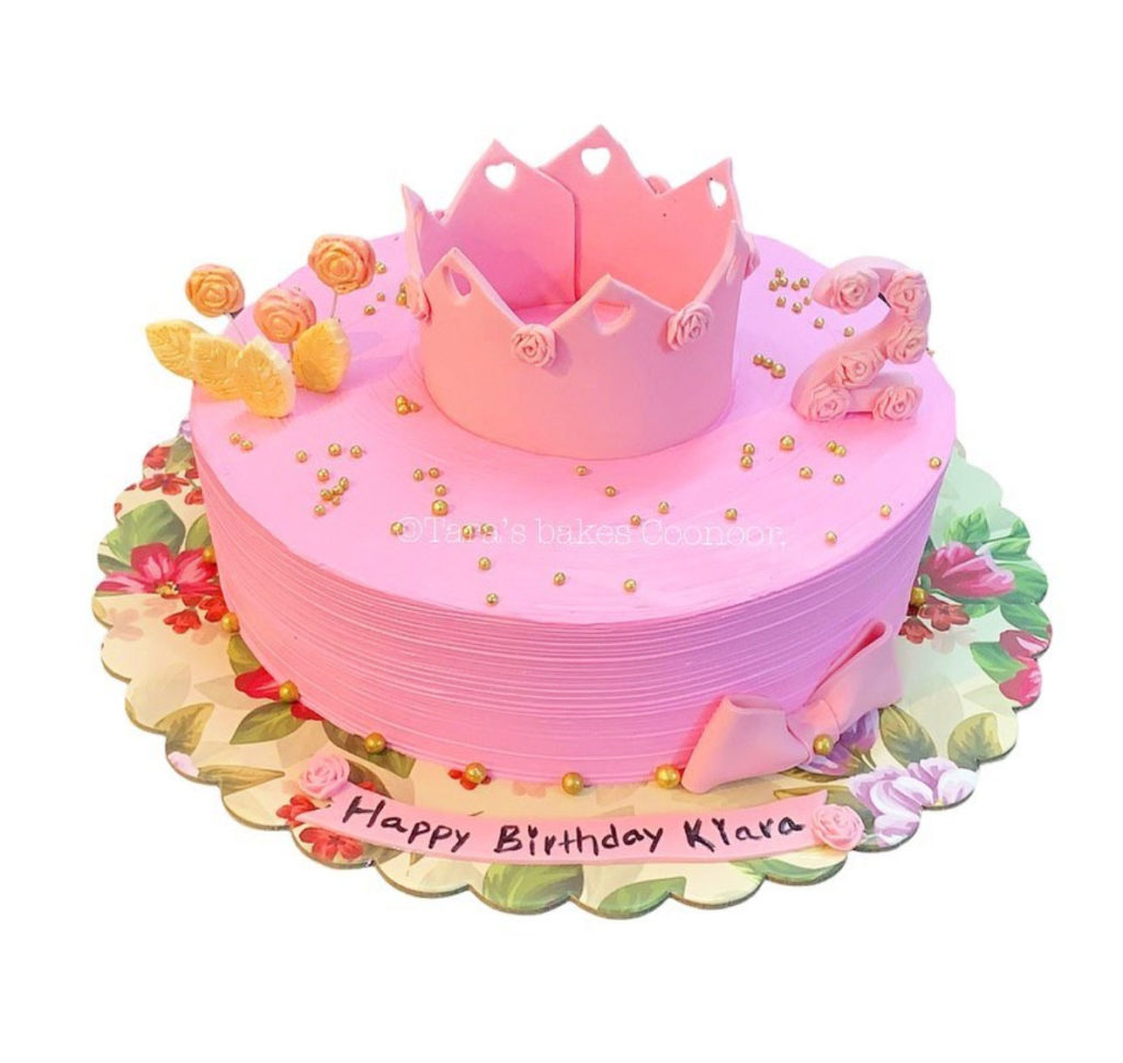 bolo de princesa rosa e simples