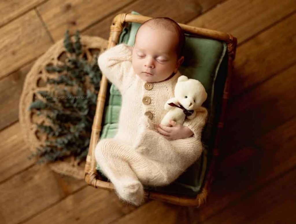 foto tumblr de bebe recém nascido menino bonito