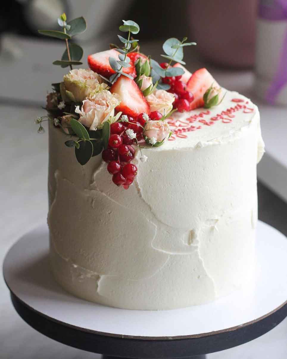 bolo de aniversário moderno feminino adulto!🥰🥰